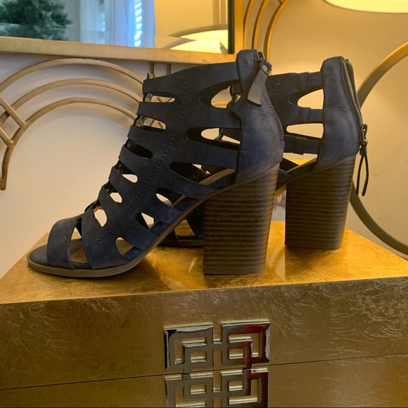 New Indigo Rd. Blue Open Sandal 7.5” M Block Heel Back Zipper - Picture 5 of 8